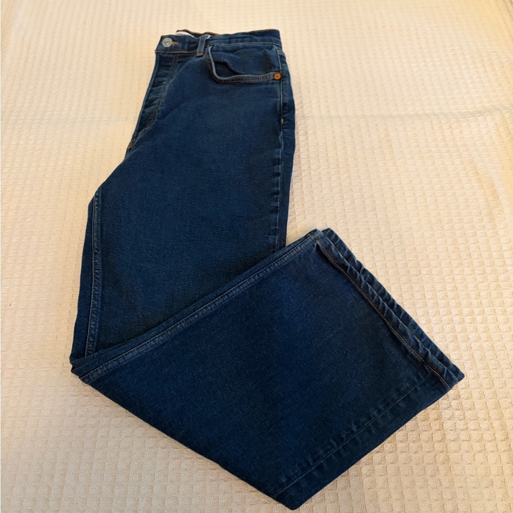 Ladies Re/Done Ultra High Button Fly Wide Leg Jeans In The Rigid Wash Size 31